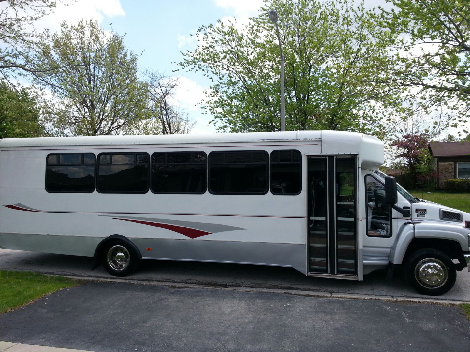 SPECIALTY LIMOUSINE