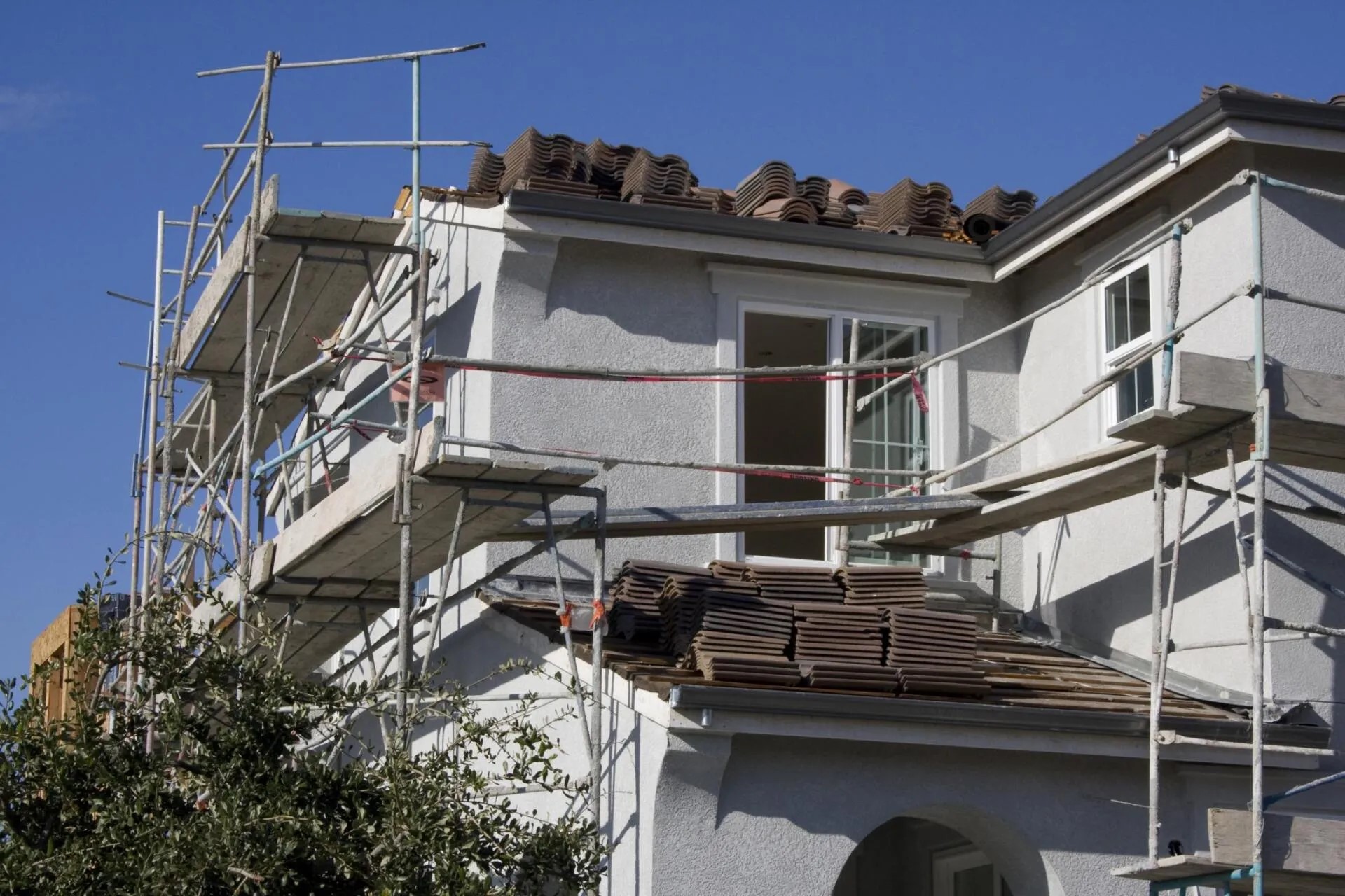 Dartmouth Roofing Pros